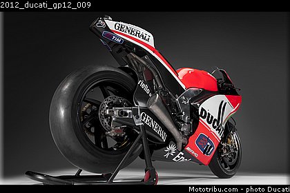 2012_ducati_gp12_009.jpg