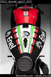 2012_ducati_gp12_023.jpg