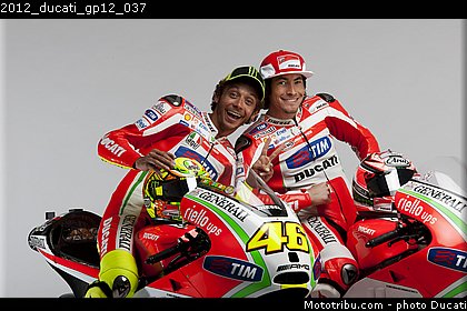 2012_ducati_gp12_037.jpg