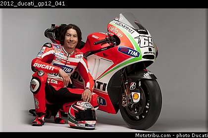 2012_ducati_gp12_041.jpg