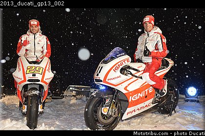 2013_ducati_gp13_002.jpg