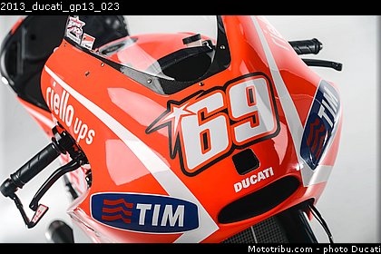 2013_ducati_gp13_023.jpg