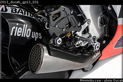 2013_ducati_gp13_031.jpg