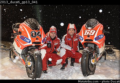 2013_ducati_gp13_041.jpg