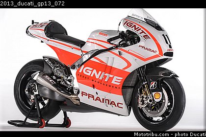 2013_ducati_gp13_072.jpg