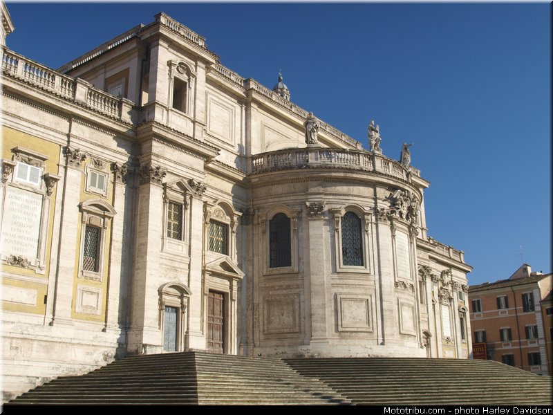 harley_davidson_2013_110_ans_rome_benediction_pape_francois_0010