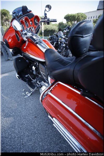 harley_davidson_2013_110_ans_rome_benediction_pape_francois_0048
