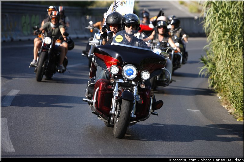 harley_davidson_2013_110_ans_rome_benediction_pape_francois_0102