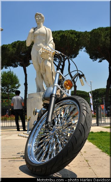 harley_davidson_2013_110_ans_rome_benediction_pape_francois_0109