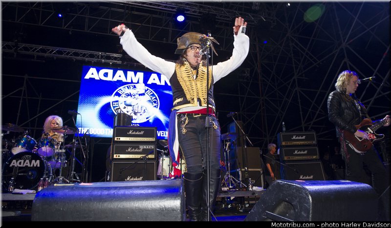 harley_davidson_2013_110_ans_rome_benediction_pape_francois_0127