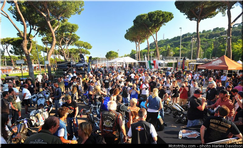 harley_davidson_2013_110_ans_rome_benediction_pape_francois_0144