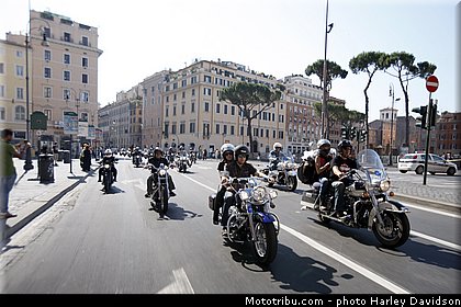 harley_davidson_2013_110_ans_rome_benediction_pape_francois_0041.jpg