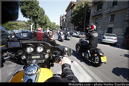 harley_davidson_2013_110_ans_rome_benediction_pape_francois_0043.jpg
