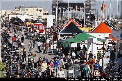 harley_davidson_2013_110_ans_rome_benediction_pape_francois_0060.jpg