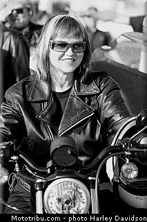 harley_davidson_2013_110_ans_rome_benediction_pape_francois_0097.jpg
