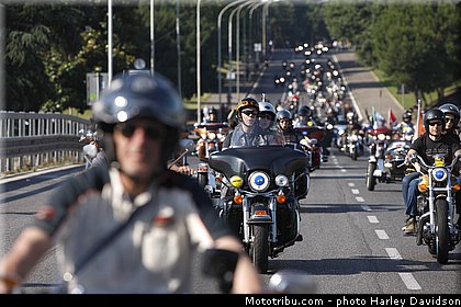 harley_davidson_2013_110_ans_rome_benediction_pape_francois_0104.jpg