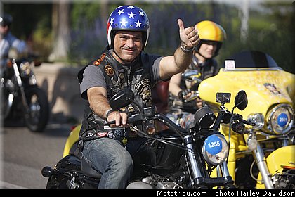 harley_davidson_2013_110_ans_rome_benediction_pape_francois_0106.jpg
