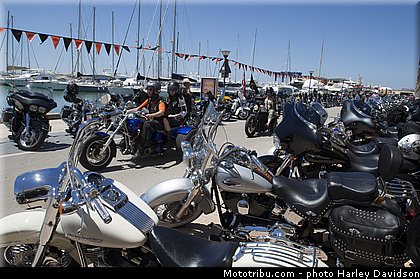 harley_davidson_2013_110_ans_rome_benediction_pape_francois_0118.jpg