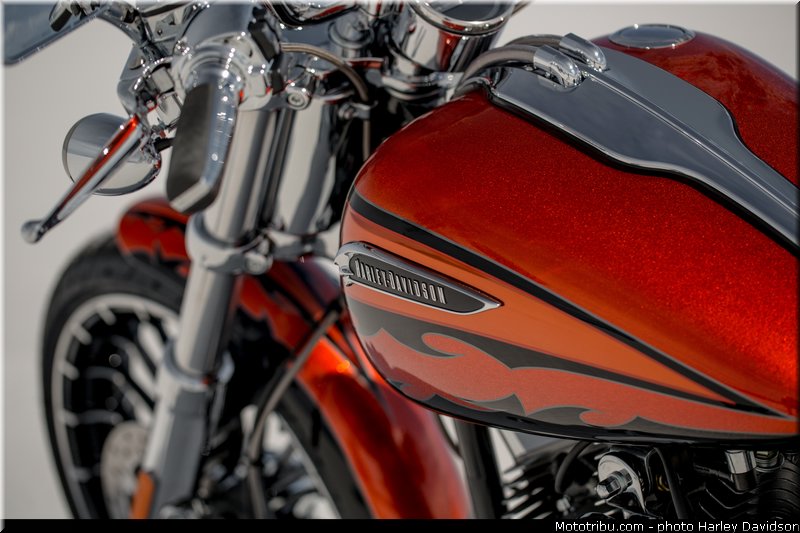 cvo_breakout_017_harley_davidson_2014