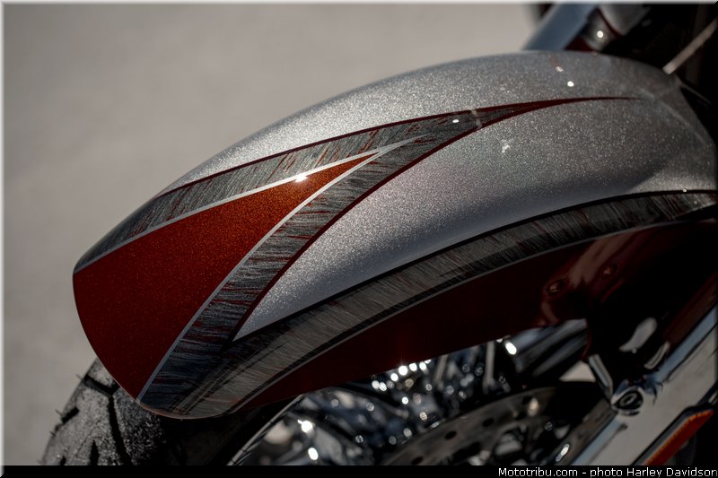 cvo_electra_glide_ultra_limited_002_harley_davidson_2014