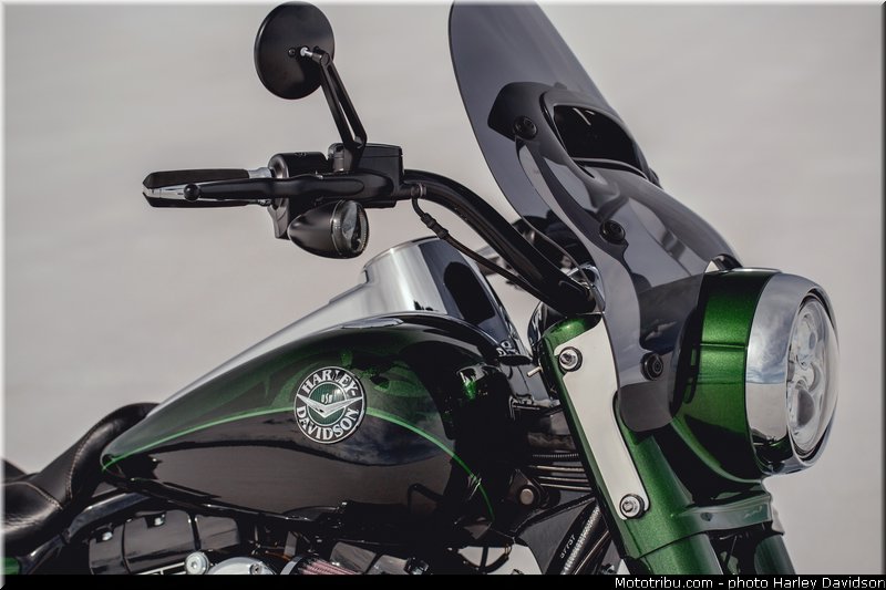 cvo_road_king_005_harley_davidson_2014