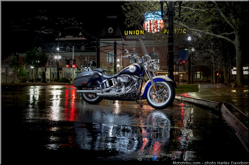 cvo_softail_deluxe_001_harley_davidson_2014