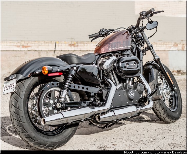 forty_eight_002_harley_davidson_2014