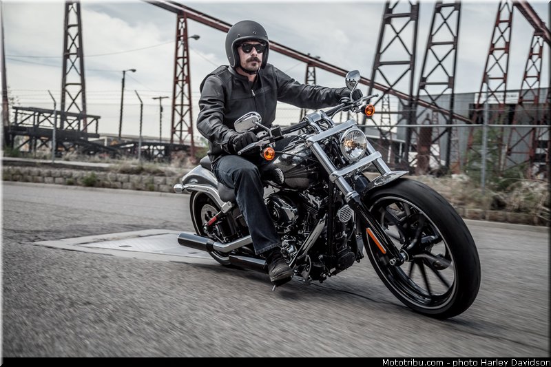 softail_breakout_007_harley_davidson_2014