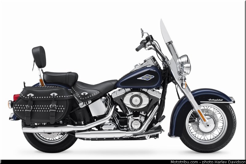 softail_heritage_classic_002_harley_davidson_2014