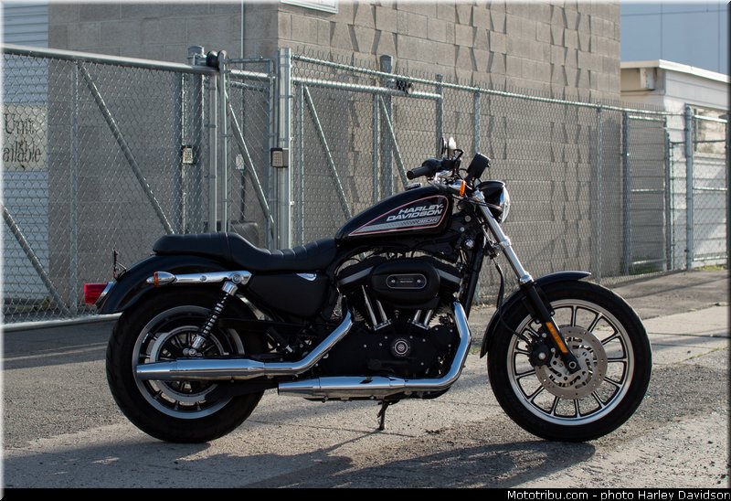 sportster_883r_001_harley_davidson_2014