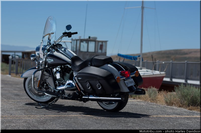touring_road_king_classic_006_harley_davidson_2014