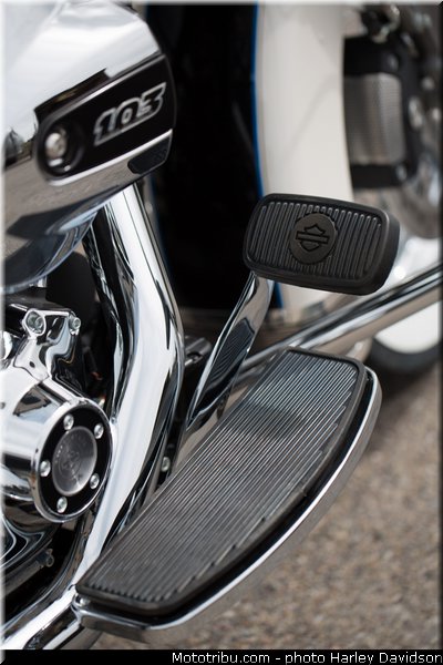 touring_road_king_classic_016_harley_davidson_2014