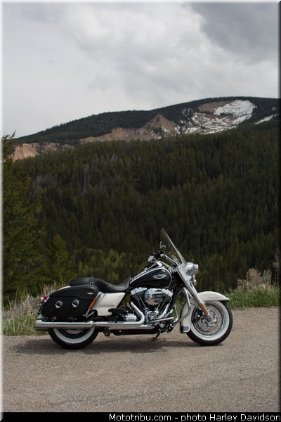 touring_road_king_classic_029_harley_davidson_2014
