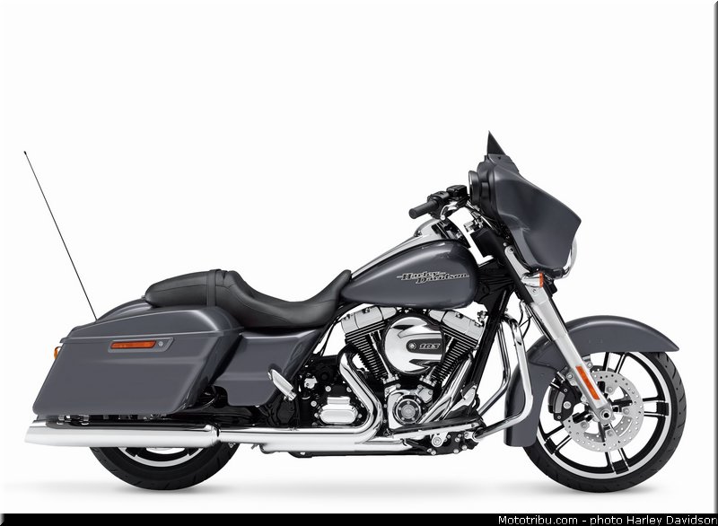 touring_street_glide_012_harley_davidson_2014