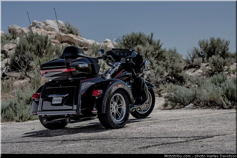 tri_glide_ultra_002_harley_davidson_2014
