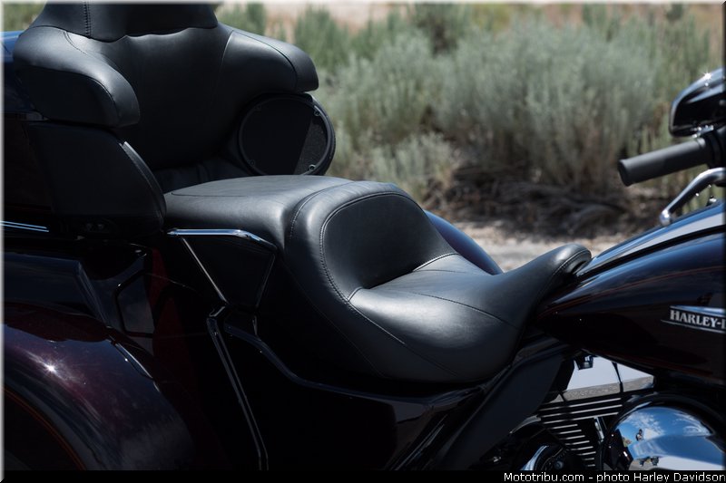 tri_glide_ultra_011_harley_davidson_2014