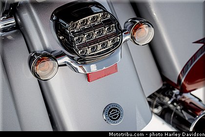 cvo_electra_glide_ultra_limited_009_harley_davidson_2014.jpg