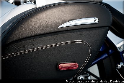 cvo_softail_deluxe_007_harley_davidson_2014.jpg
