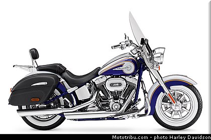 cvo_softail_deluxe_010_harley_davidson_2014.jpg