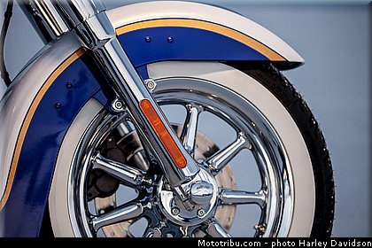 cvo_softail_deluxe_015_harley_davidson_2014.jpg