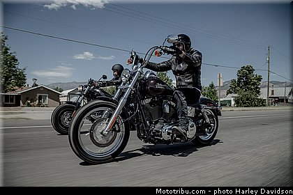 dyna_street_bob_007_harley_davidson_2014.jpg