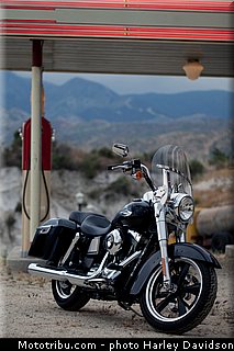 dyna_switchback_001_harley_davidson_2014.jpg