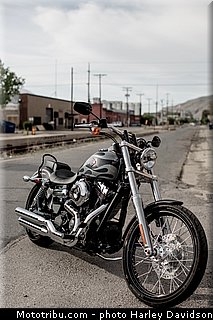 dyna_wide_glide_004_harley_davidson_2014.jpg