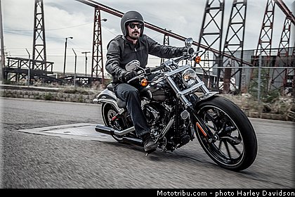 softail_breakout_007_harley_davidson_2014.jpg