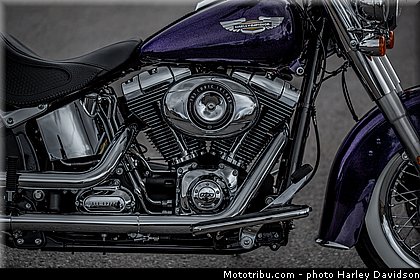 softail_deluxe_002_harley_davidson_2014.jpg