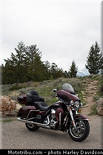 touring_electra_glide_ultra_classic_008_harley_davidson_2014.jpg