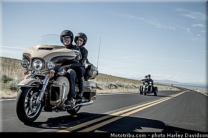 touring_electra_glide_ultra_classic_012_harley_davidson_2014.jpg