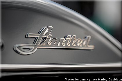 touring_electra_glide_ultra_limited_009_harley_davidson_2014.jpg
