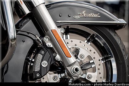 touring_electra_glide_ultra_limited_014_harley_davidson_2014.jpg