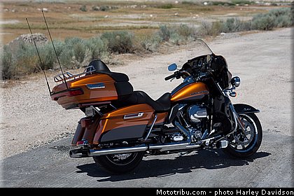 touring_electra_glide_ultra_limited_025_harley_davidson_2014.jpg